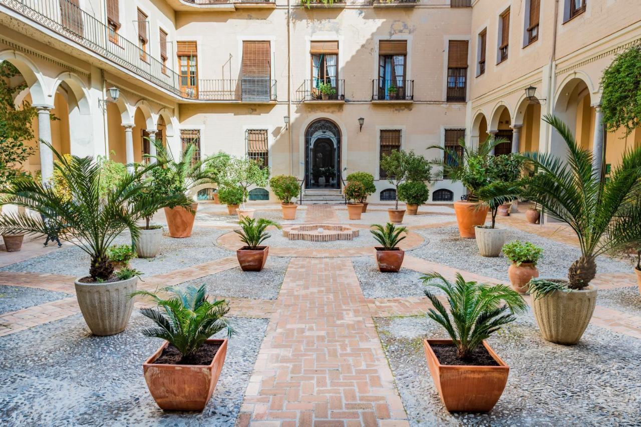 Patios De Garcia Lorca, Granada